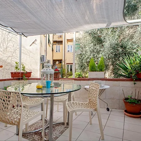 Casina Di Alo E Ala *
